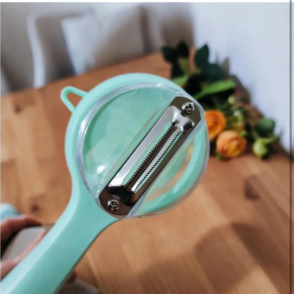 Mint Green Vegetable Peeler